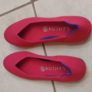 Rothys rounded toe bright pink flats with removable insoles size 9